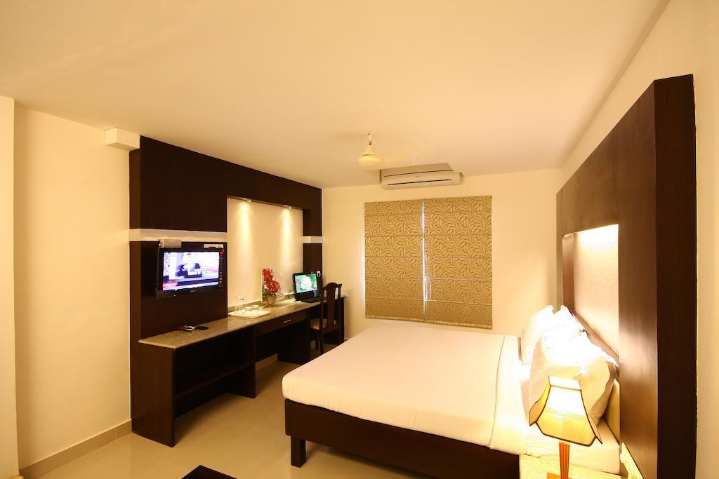 ホテル クレッシェント クレスト Sriperumbudur 部屋 写真